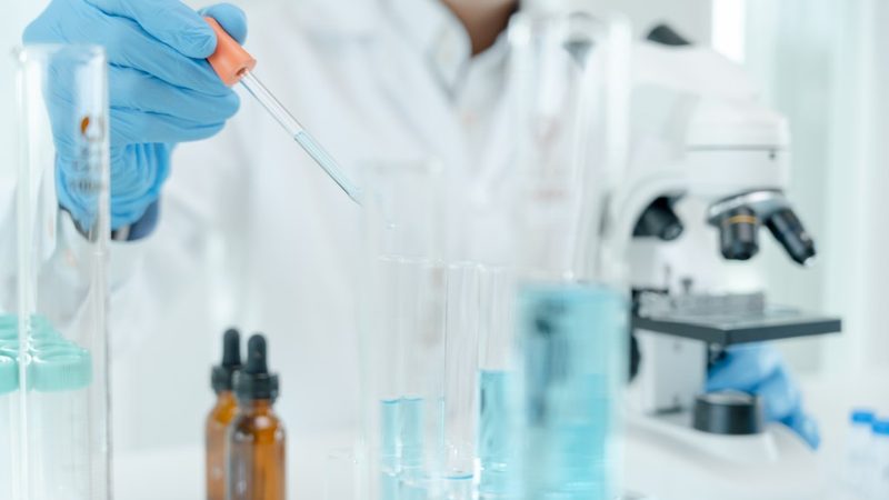 移液器校准与维修：本质区别与操作要点